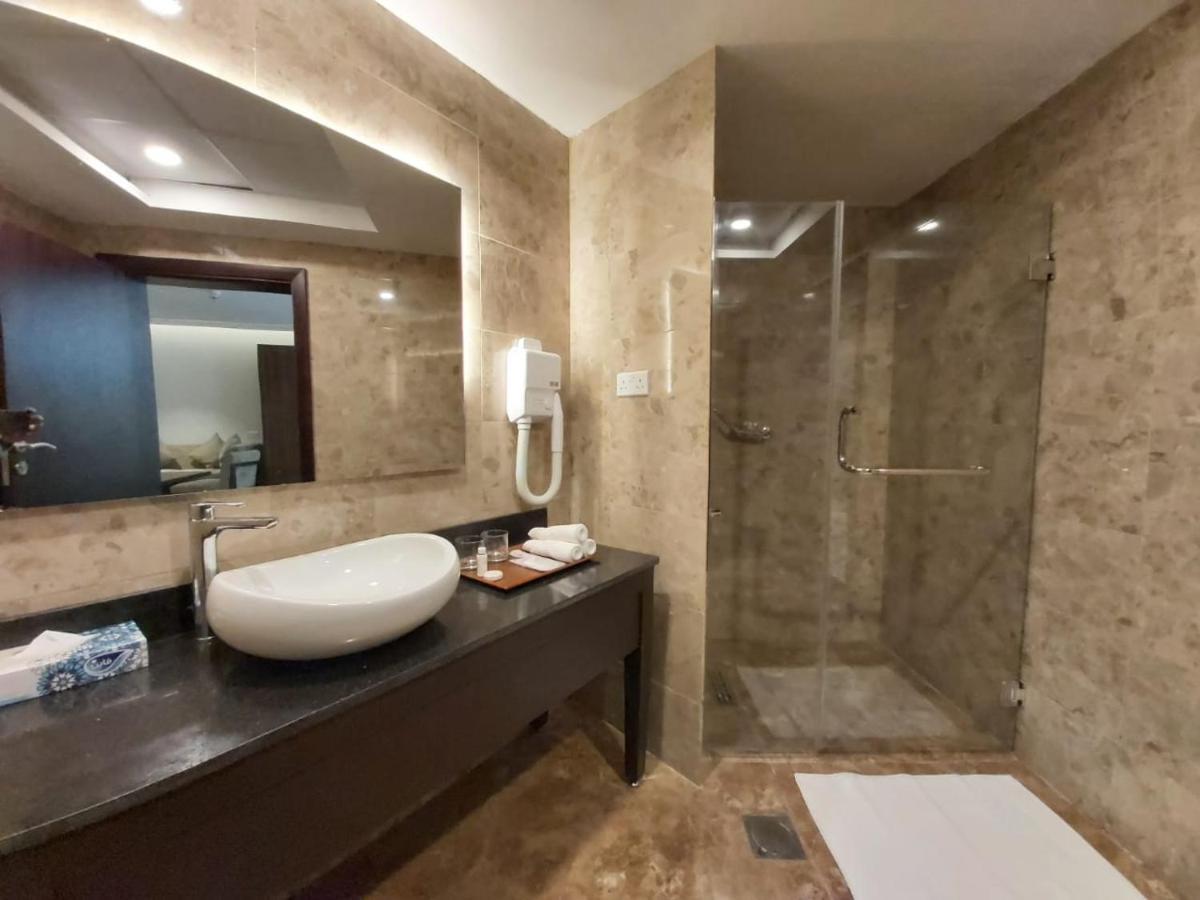 Basrah International Airport Hotel Extérieur photo